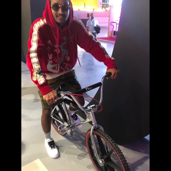 Gucci X Alessandro Michele Embroidered Dragon Red Applique Hoodie - Picture 16 of 16